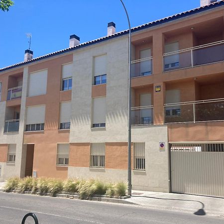 Moderno Apartamento Inteligente マドリード エクステリア 写真